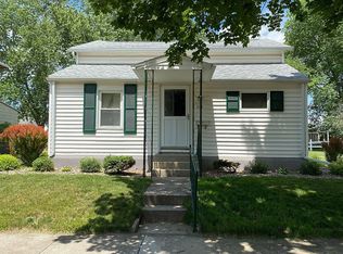 310 5th Ave SW, Waverly, IA 50677