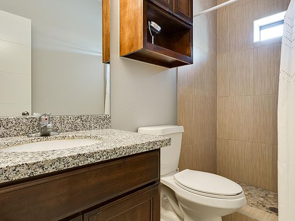 5th image of 20434 Westfield Dr APT 1
