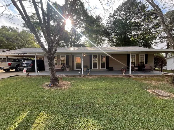 408 W Hampton Dr, Pineville, LA 71360