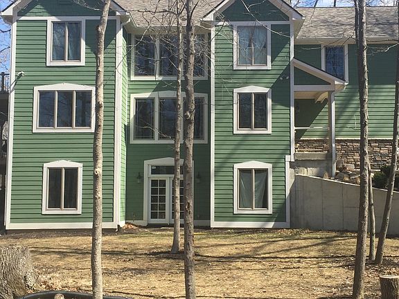 Back/Walk out basement view