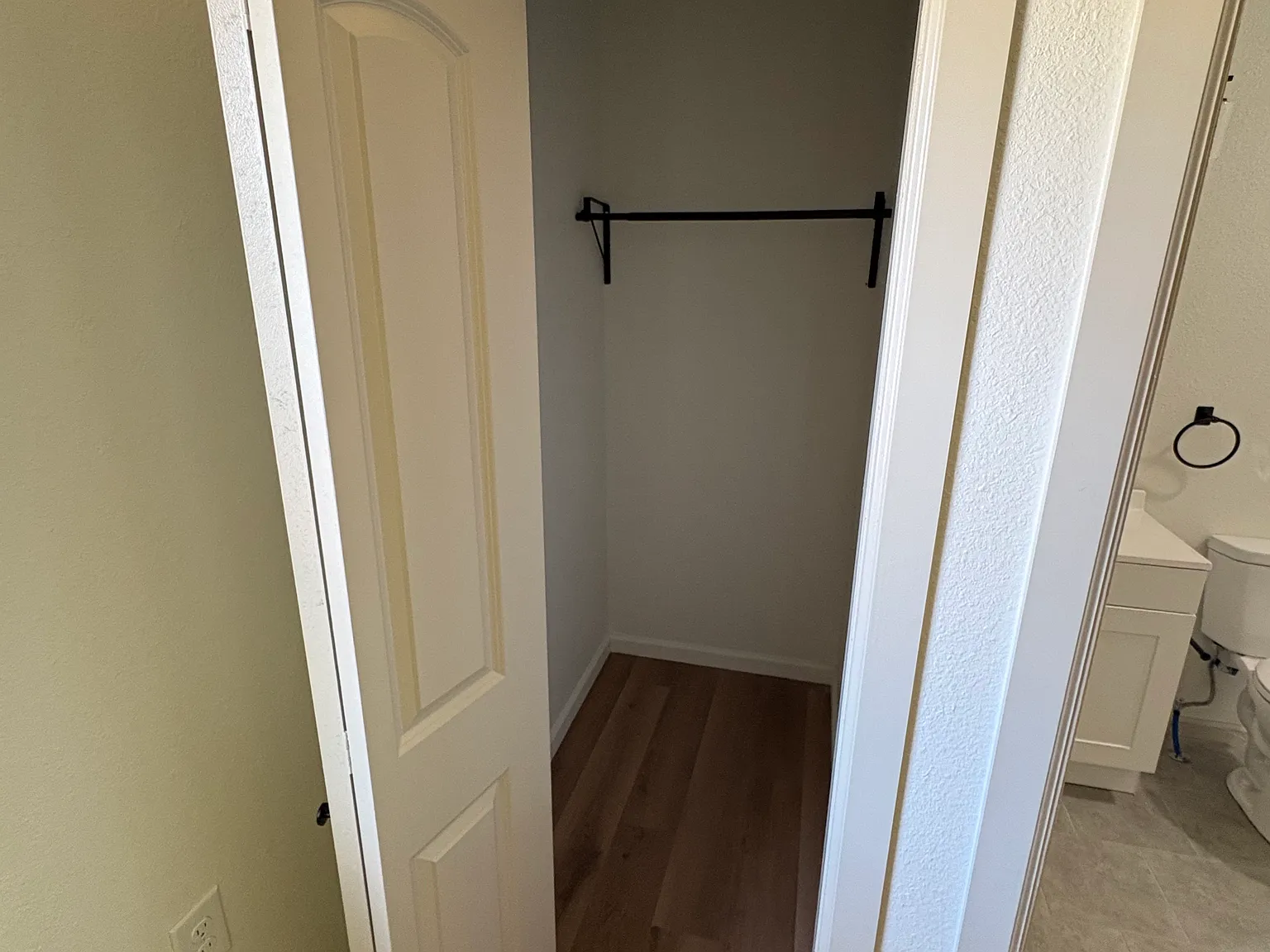 2 bed, 970 sqft, $1,495 — Photo 2