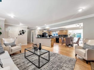84 Muth Dr, Orinda, CA 94563