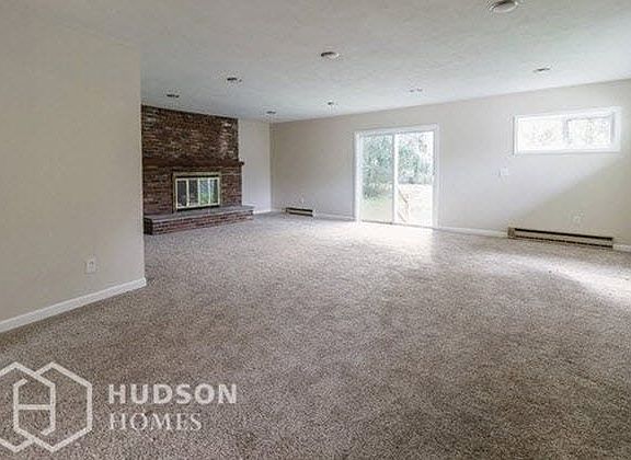 4th image of 33 Ely Dr