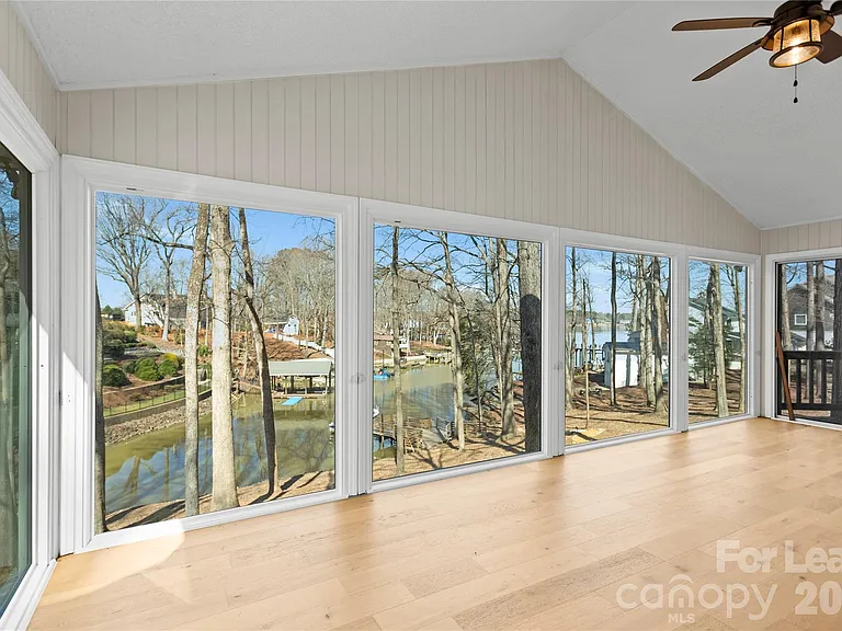 280 Lakeview Shores Loop — Photo 12