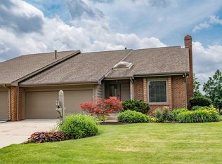 2421 Kingston Point, Fort Wayne, IN 46815