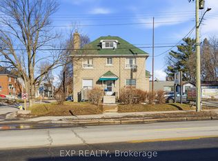 1663 Bank St, Ottawa, ON K1V 7Z2