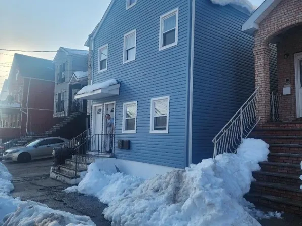 51 Geneva St, Elizabeth City, NJ 07206