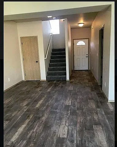 Building Photo - 2900 Swan Ave #1