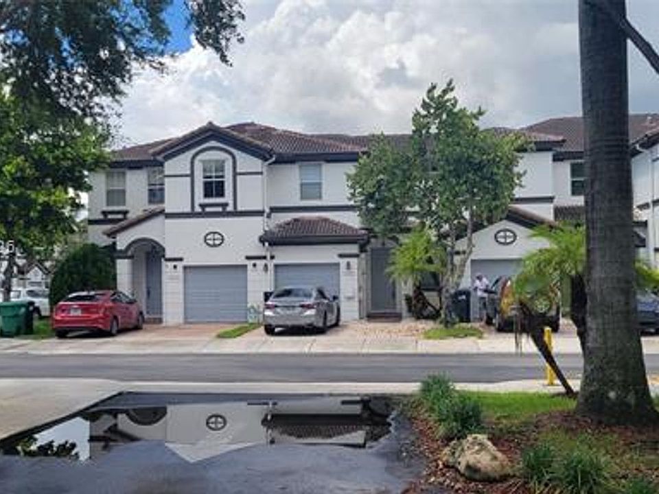 1st image of 11476 NW 77th Ln #Townhouse 11476