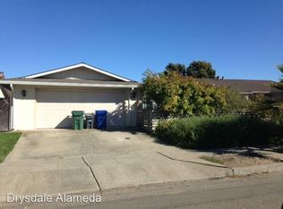 320 Fair Haven Rd, Alameda, CA 94501