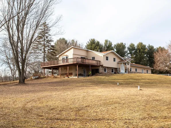 721 132nd Ave, Hudson, WI 54016