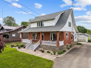 812 E Rochester St, Akron, IN 46910