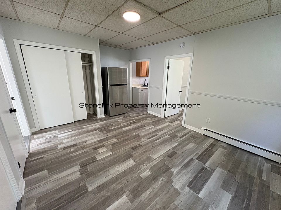 1st image of 799-809 N Main St
