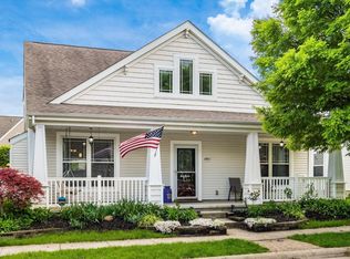 4560 Grand Strand Dr, Grove City, OH 43123