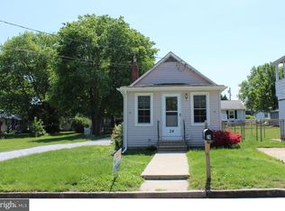 24 Francis Dr, Pennsville, NJ 08070