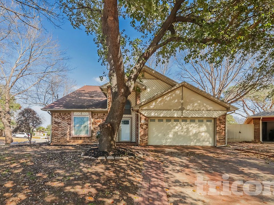 1st image of 509 Live Oak Dr