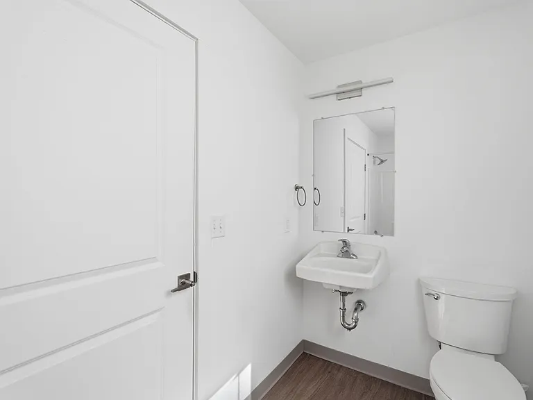 The Outlook Apartments — Photo 62