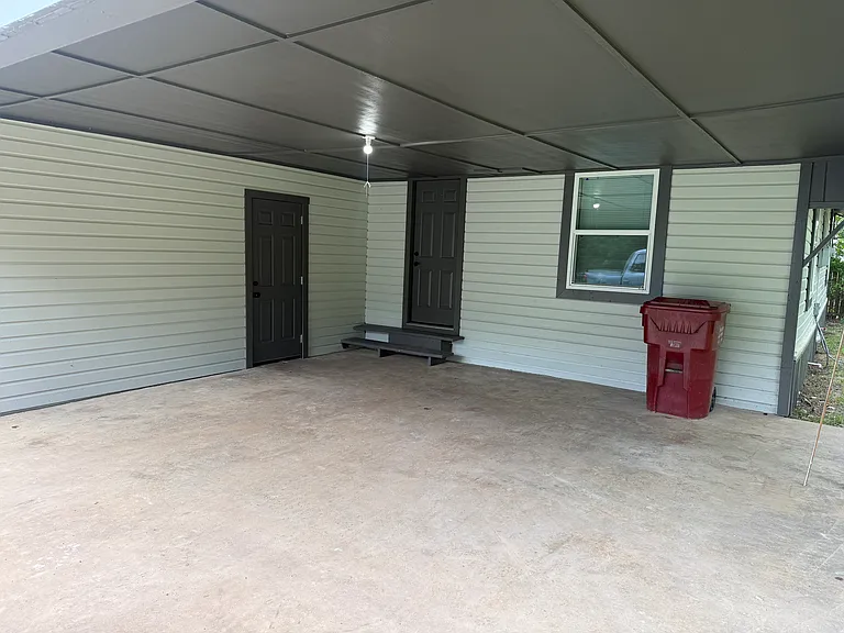 114 Young Rd — Photo 2