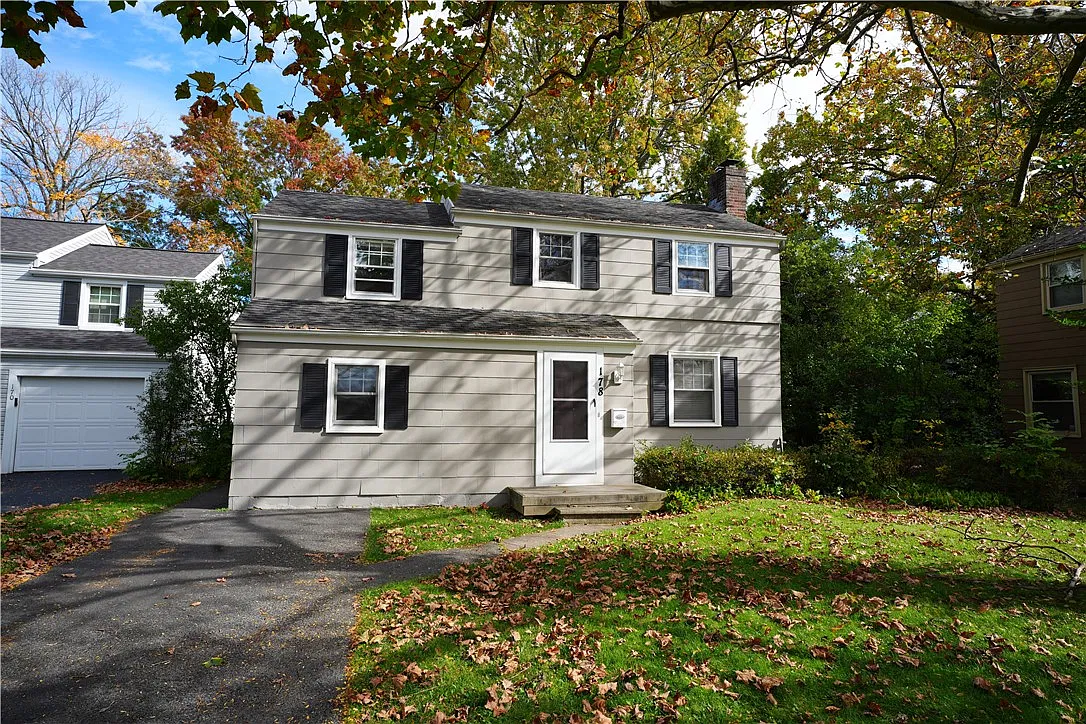 3 bed, 1.5 bath, 1287 sqft, $2,200 — Photo 3