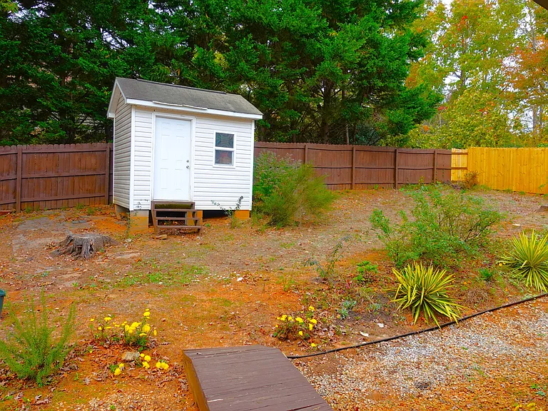 115 Roberts Hill Dr — Photo 34