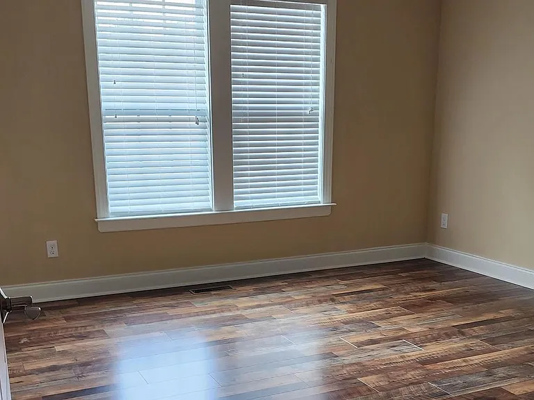 21 Hunters Point Ct — Photo 6
