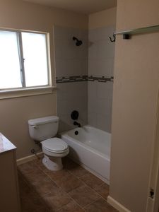 233 Doris Dr, Universal City, TX, 78148