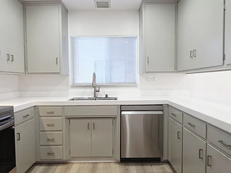 5994 Lake Crest Way #29 — Photo 5