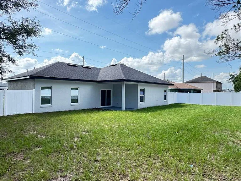 13376 SW 49th Ave — Photo 42