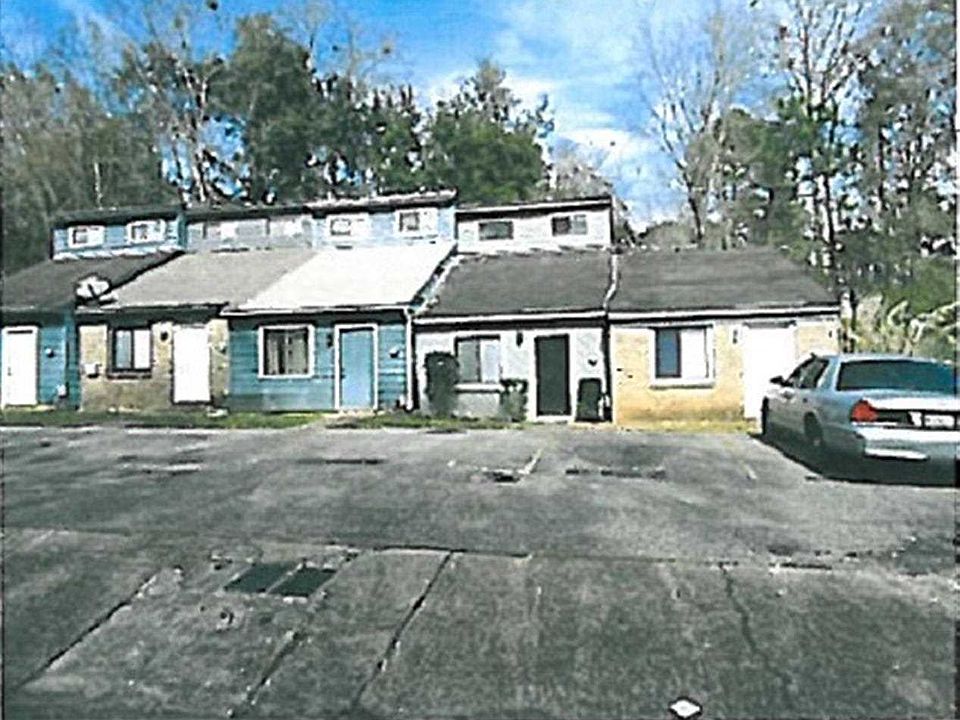 2nd image of 2139 Sandpiper St #E