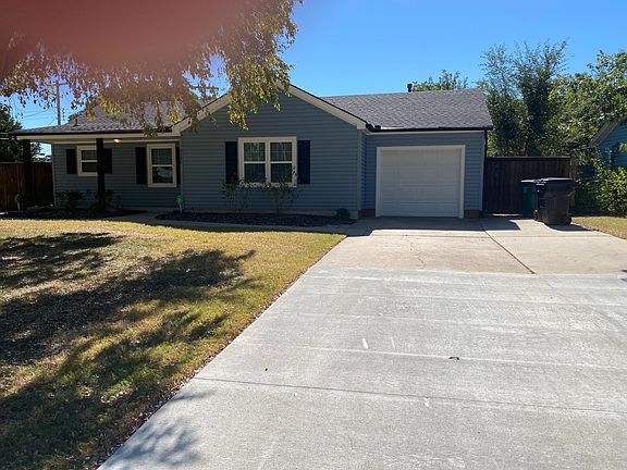 Double driveway - room for 2+ cars