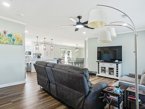 5th image of 4955 Blue Ribbon Dr