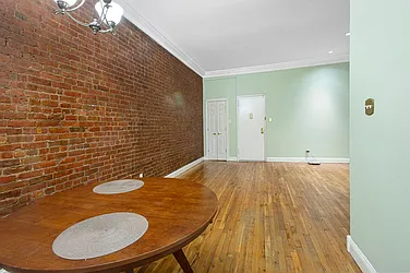 Rented by Nest Seekers International