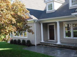 36 Stanton Rd, Darien, CT 06820