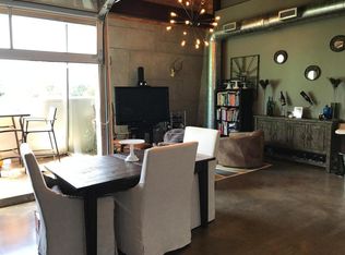 5491 Penn Ave #B301, Pittsburgh, PA