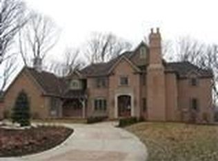 940 Whitehall Dr, Crown Point, IN