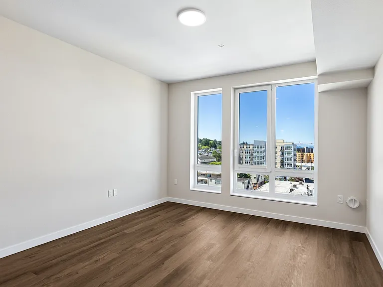 Mosaic Apartments — Photo 90