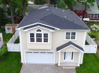 80 Harrington St, Bergenfield, NJ 07621