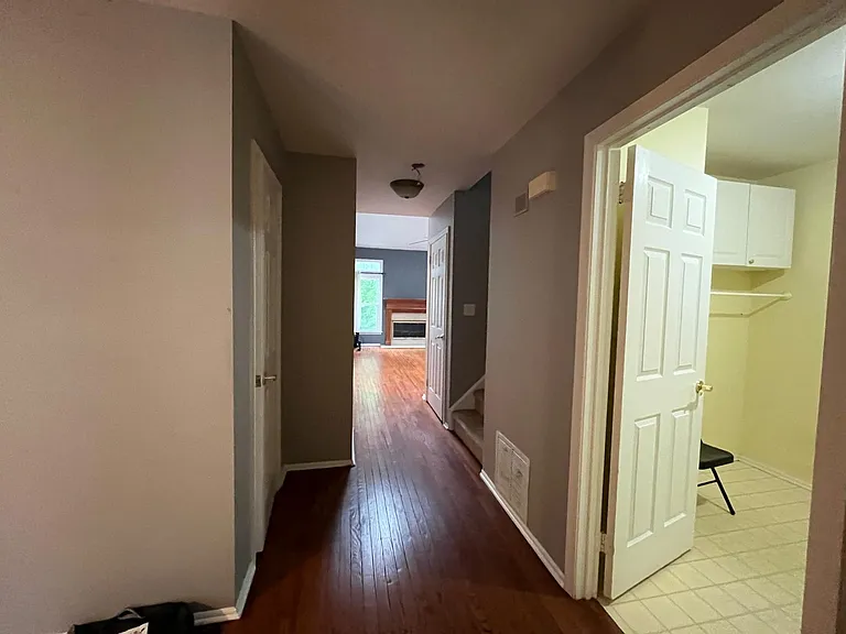 104 Endsleigh Ct — Photo 8