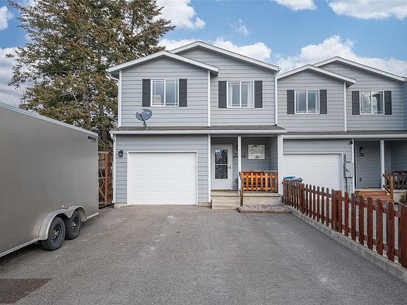 3rd image of 2036 Mount Ave Unit E