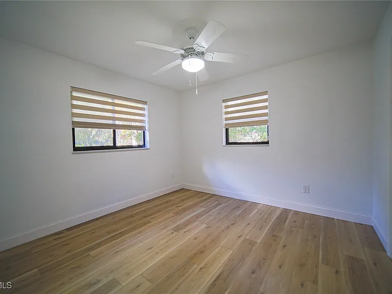 1250 Riverbend Dr — Photo 46