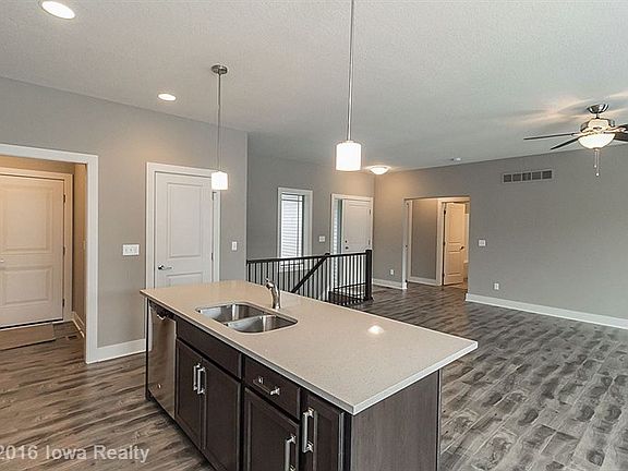 4th image of 9608 Cedarwood Dr