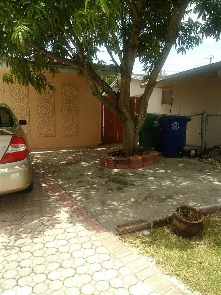 1 bed, 1.0 bath, 400 sqft, $1,500 — Photo 1