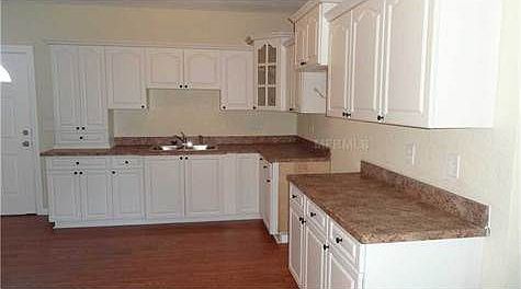 4th image of 2511 W South Ave