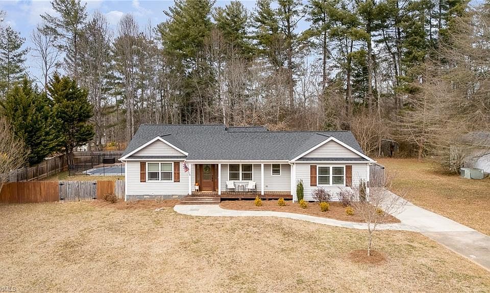 1st image of 5406 Summer Haven Dr