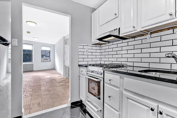 Rented by R New York | media 1