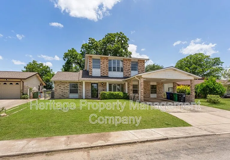 3614 Versailles Dr — Photo 2