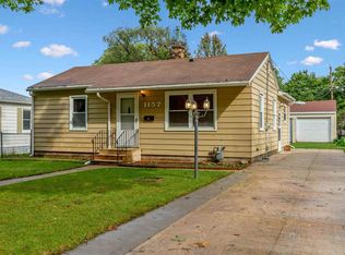 1157 Locke Ave, Waterloo, IA 50702