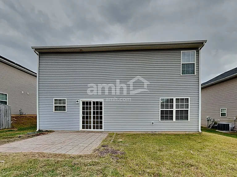 1524 Eastway Dr — Photo 21