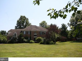 28 Buckingham Dr, Princeton, NJ 08540