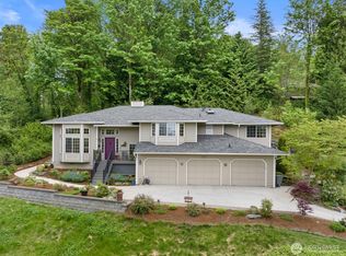 7123 NE 165th St, Kenmore, WA 98028